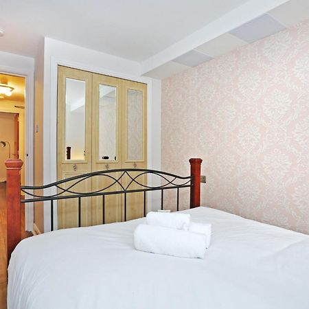 Altido 2Br Apartment With Free Parking, Near The Royal Mile เอดินบะระ ภายนอก รูปภาพ