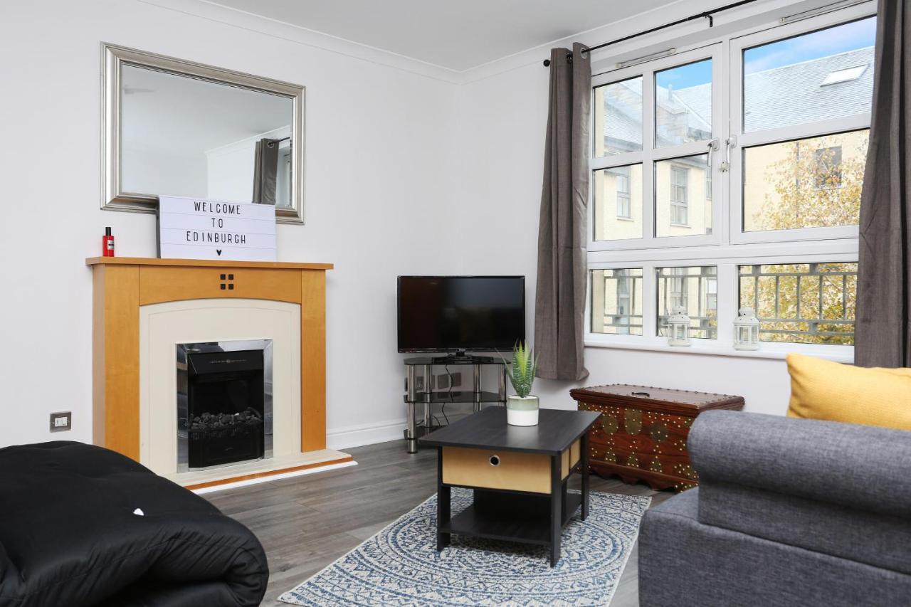 Altido 2Br Apartment With Free Parking, Near The Royal Mile เอดินบะระ ภายนอก รูปภาพ